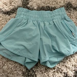 Lululemon Track that high-rise lined short 3”